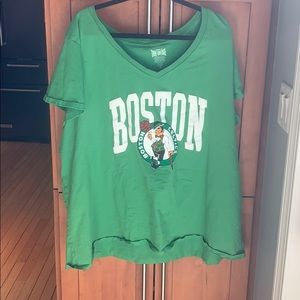 Boston Celtics v neck tee, green